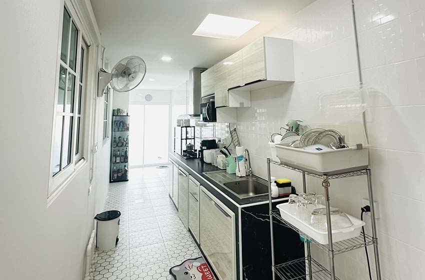 House with Shared Pool in Sukhumvit 